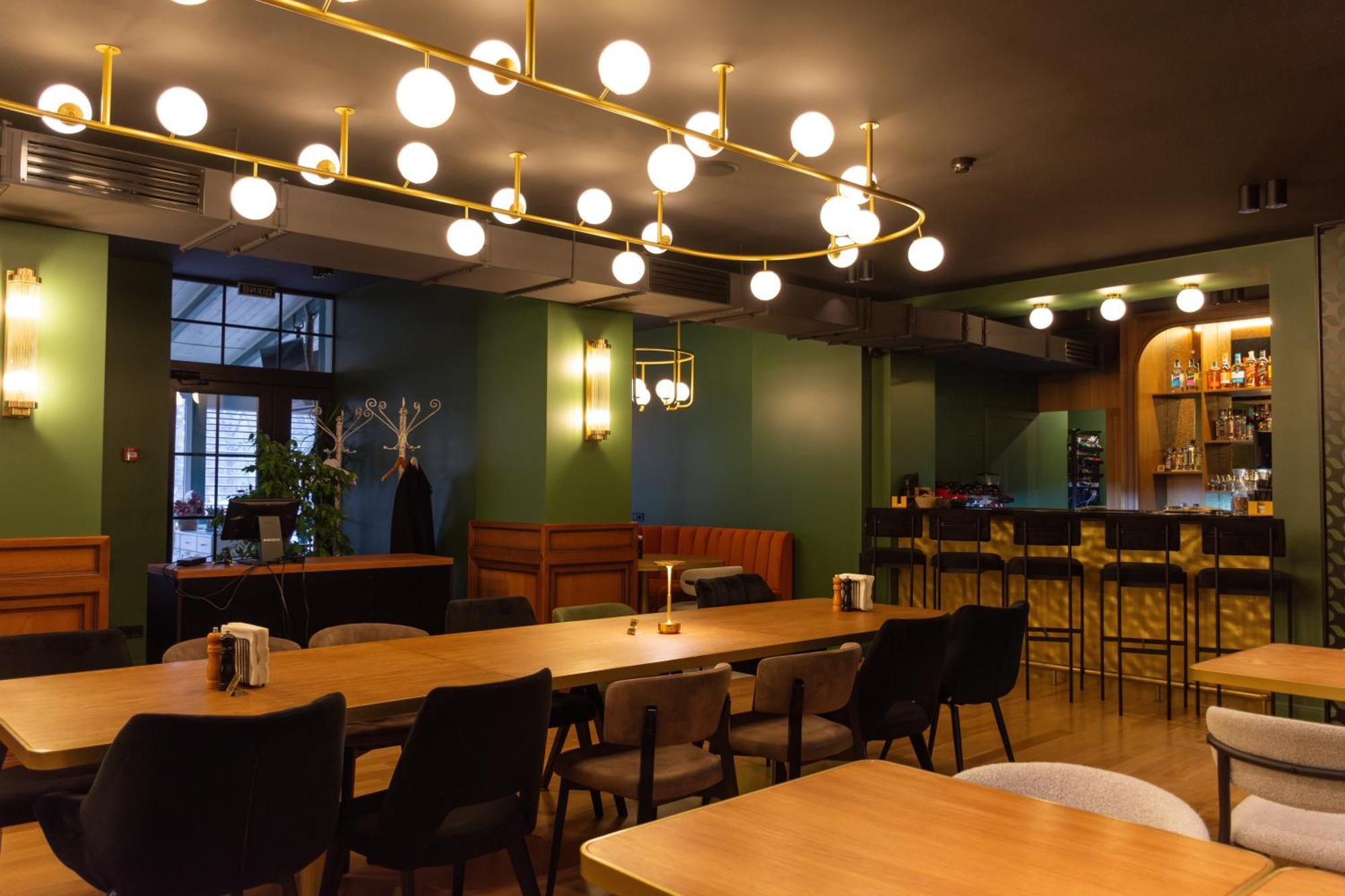Kremin Hotel Kremençuk Dış mekan fotoğraf